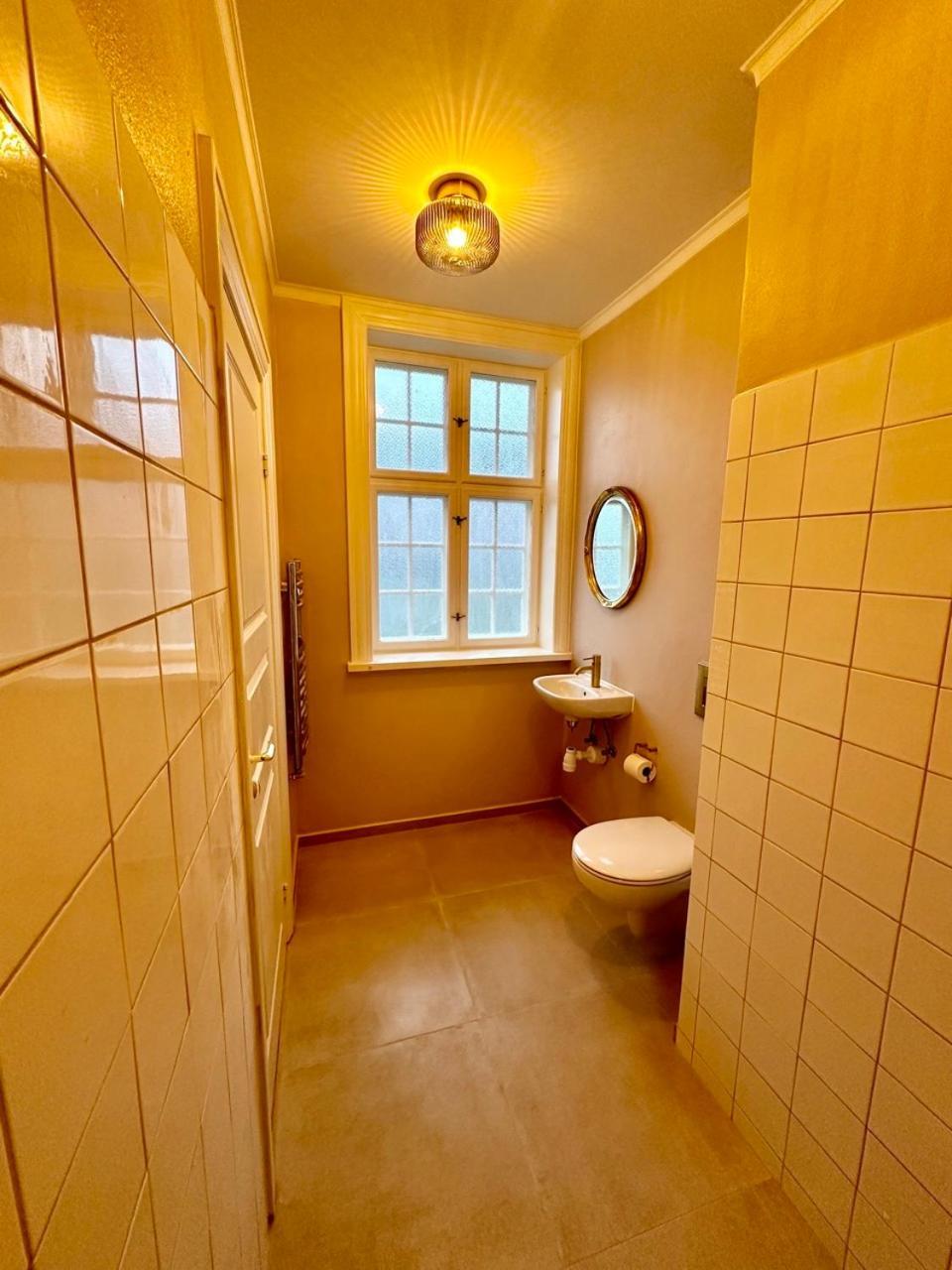 Hirtshals Gamle Station Bed & Breakfast Luaran gambar